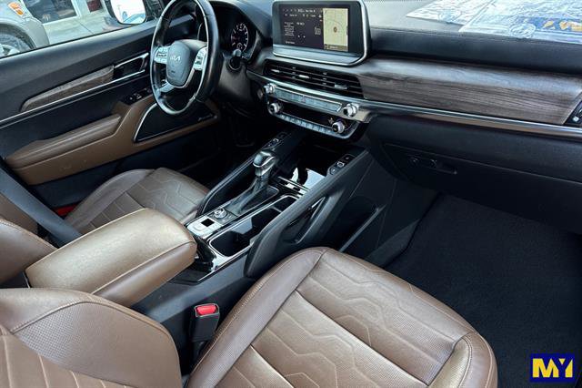 Used 2022 Kia Telluride SX w/ SX Prestige Package image 19