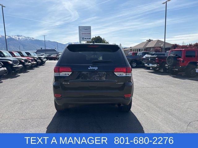 Used 2020 Jeep Grand Cherokee Laredo w/ 18" Wheel & 8.4" Radio Group AWD/4WD image 8