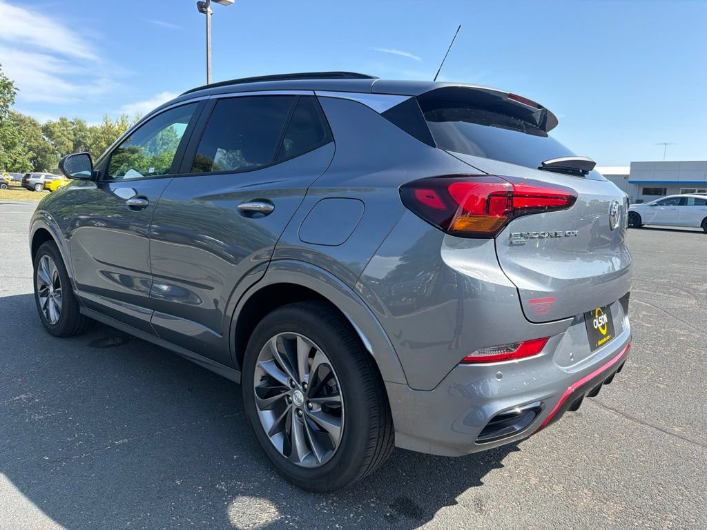 Certified 2021 Buick Encore GX Select w/ Advanced Technology Package AWD/4WD image 5