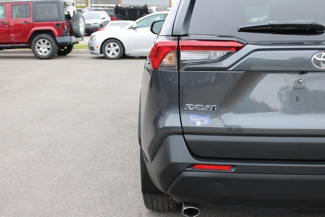 Used 2023 Toyota RAV4 XLE Premium image 47