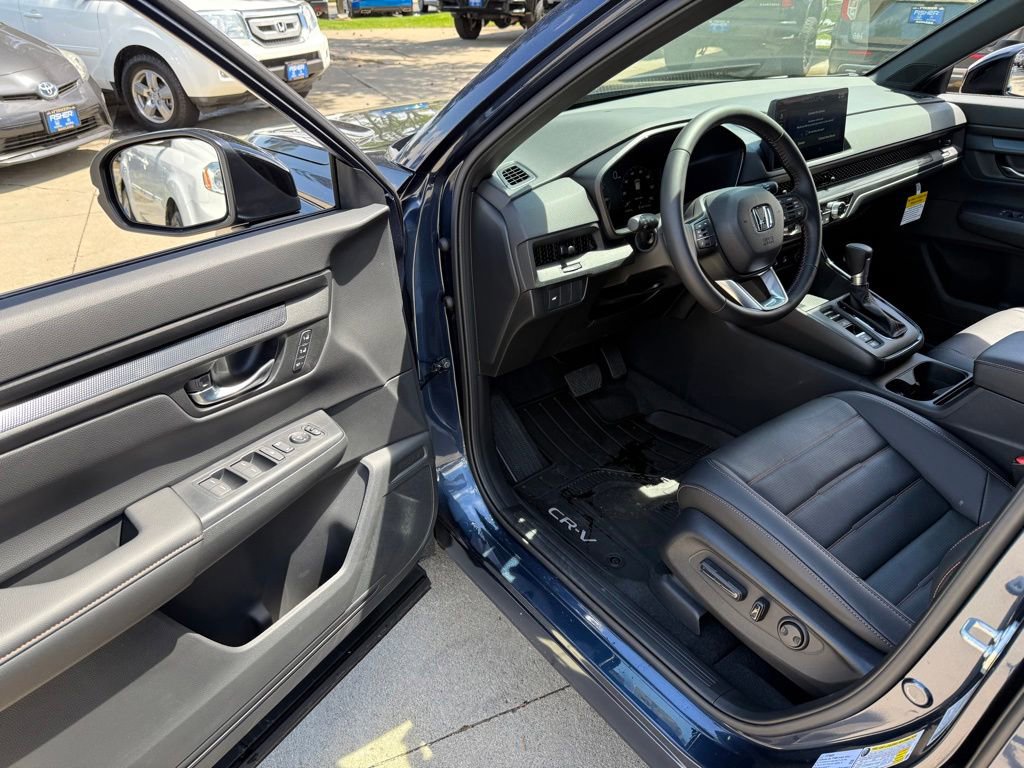 Used 2026 Honda CR-V Sport-L image 12