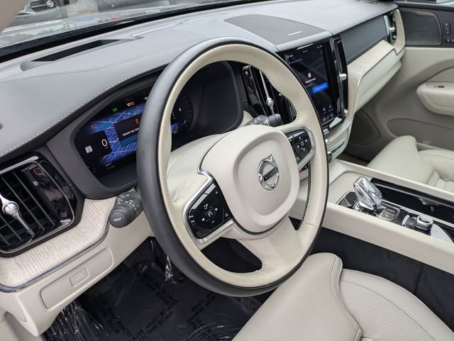 Certified 2023 Volvo XC60 B6 Ultimate w/ Protection Package Premier AWD/4WD image 16