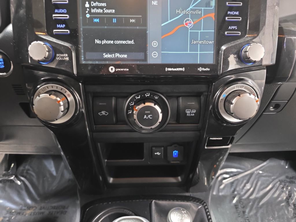 Used 2022 Toyota 4Runner TRD Off-Road Premium image 20
