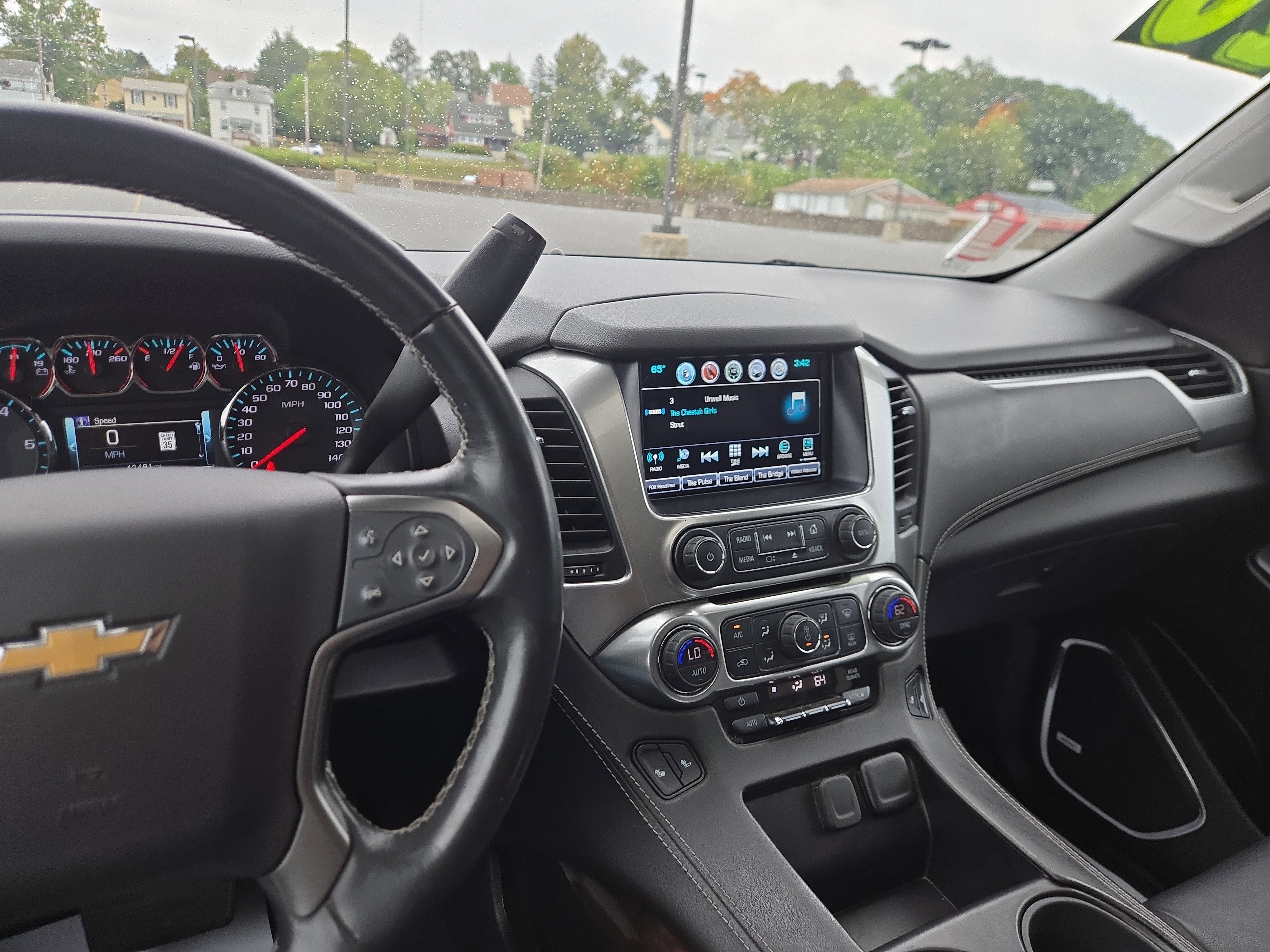 Used 2020 Chevrolet Tahoe LT image 23