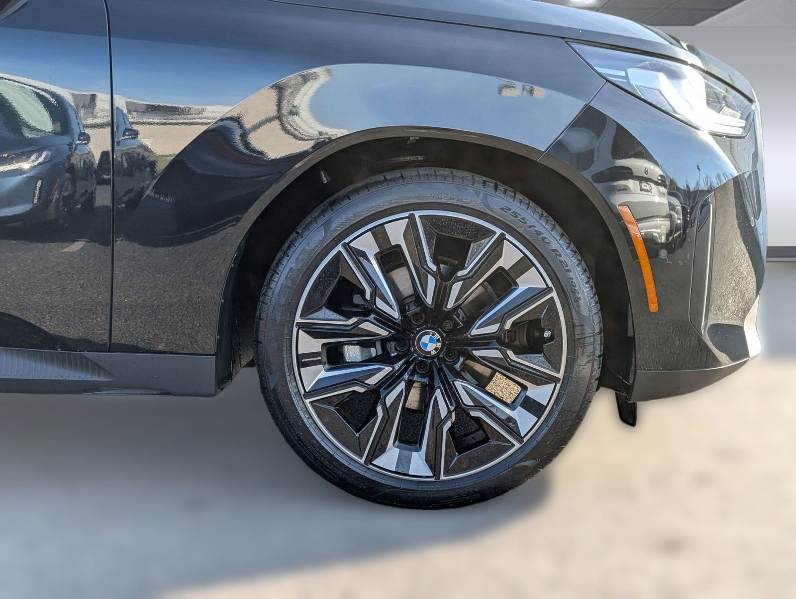 Used 2025 BMW X3 xDrive30i w/ Premium Package image 12