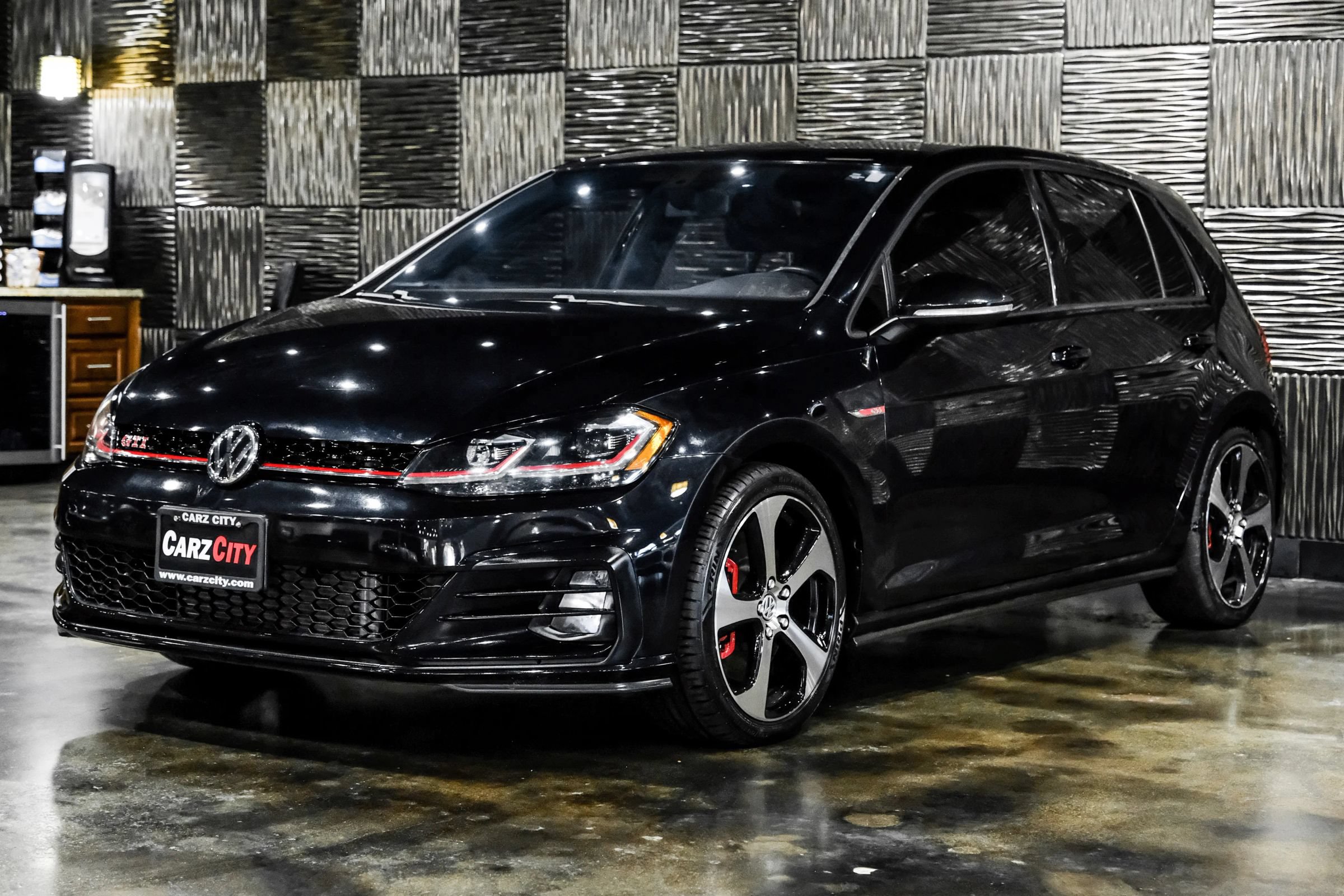Used 2019 Volkswagen GTI Rabbit Edition FWD image 6