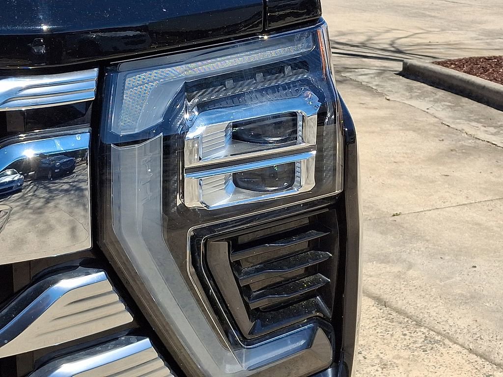 Used 2024 Chevrolet Silverado 2500 High Country w/ High Country Premium Package image 9