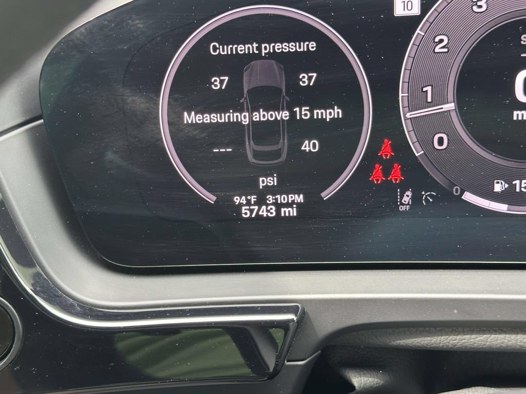 Certified 2025 Porsche Cayenne S AWD/4WD image 21
