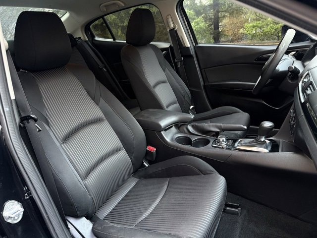 Used 2016 MAZDA MAZDA3 i Sport w/ Preferred Equipment Package image 12