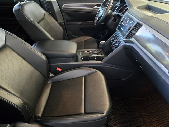 Used 2020 Volkswagen Atlas SE w/ Panoramic Sunroof Package FWD image 16