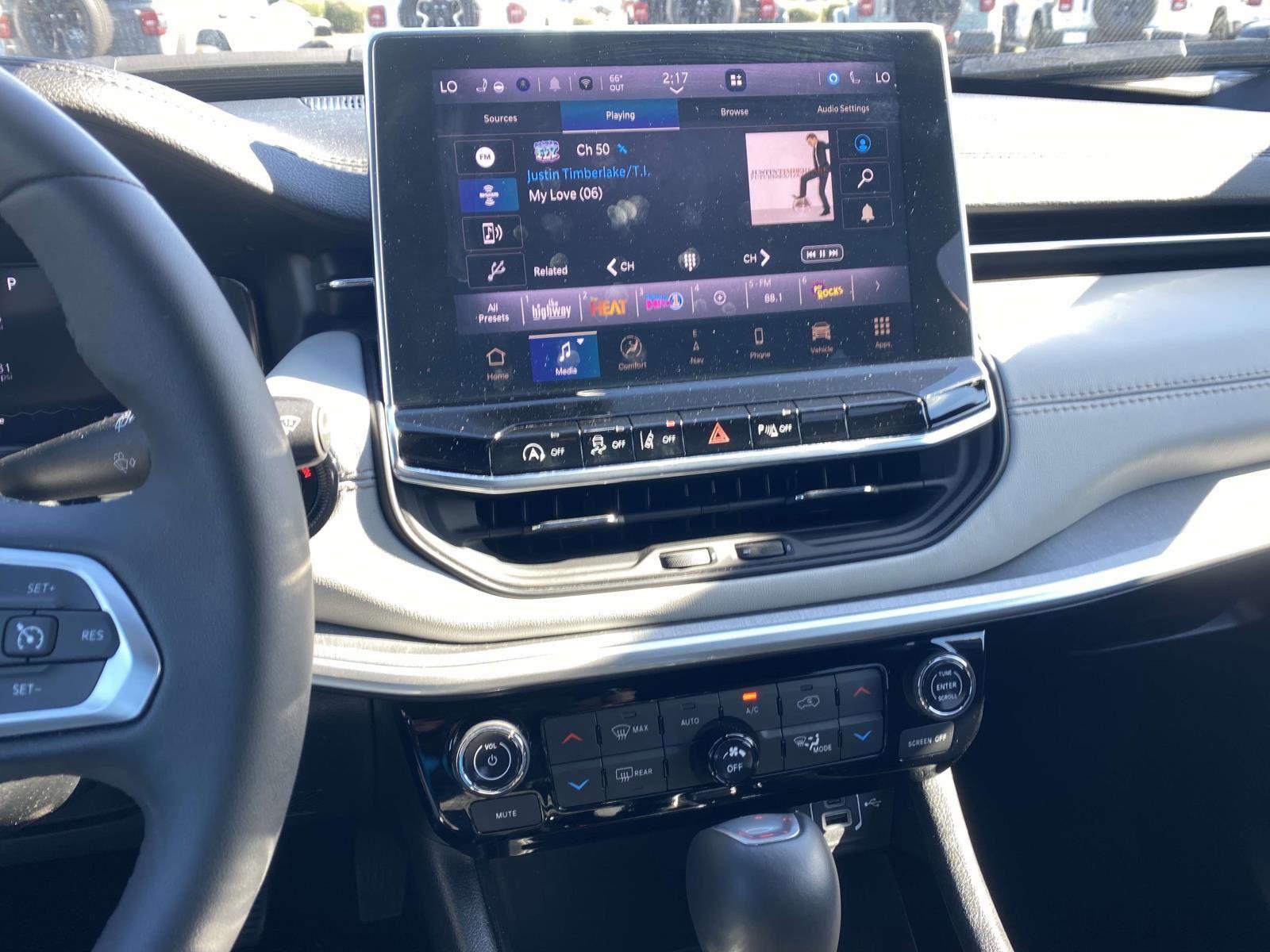 Used 2024 Jeep Compass Limited w/ Elite Group image 46