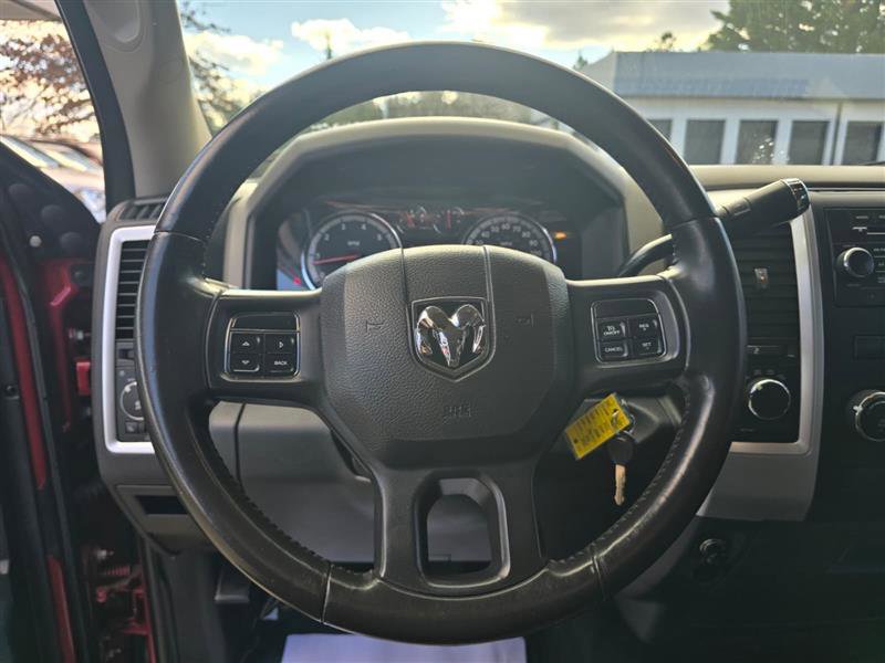 Used 2012 RAM 1500 Big Horn w/ Luxury Group image 16