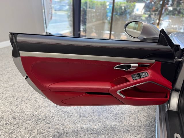 Used 2023 Porsche 718 Boxster GTS RWD image 18