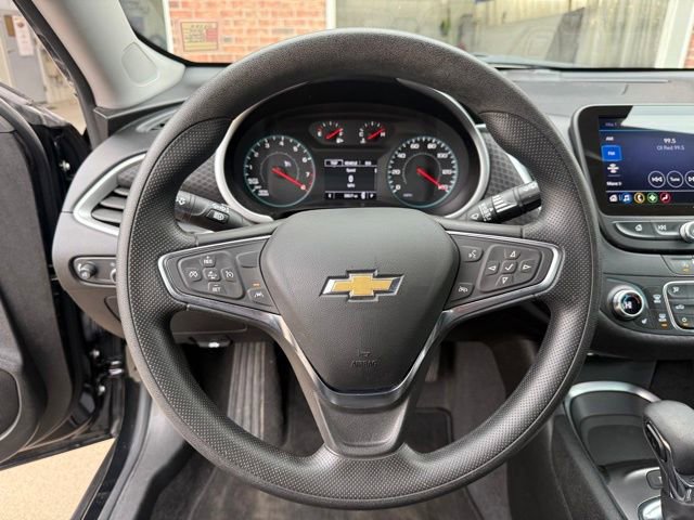 Used 2024 Chevrolet Malibu LT image 24