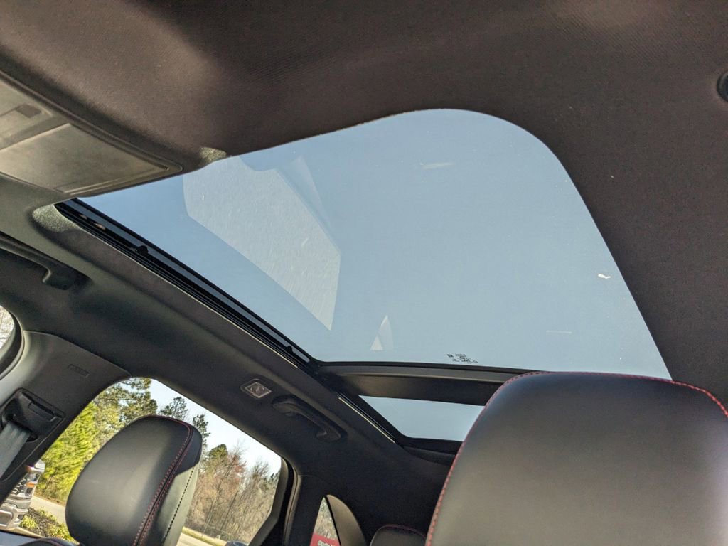 New 2025 Ford Escape ST-Line w/ Equipment Group 301A image 17