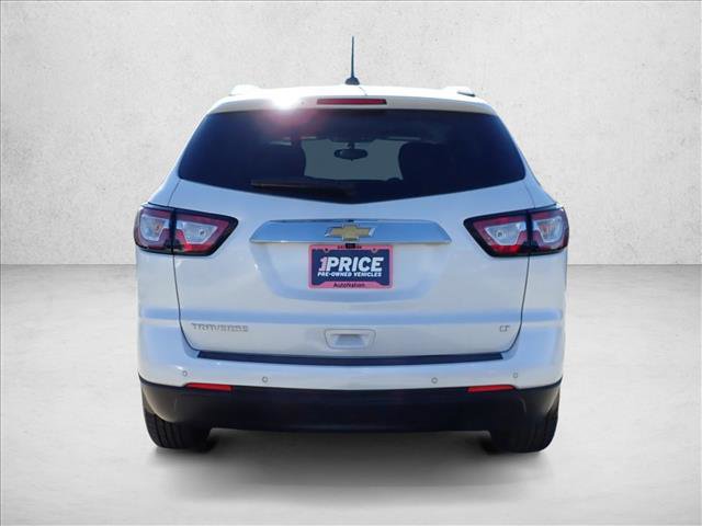 Used 2017 Chevrolet Traverse LT image 3