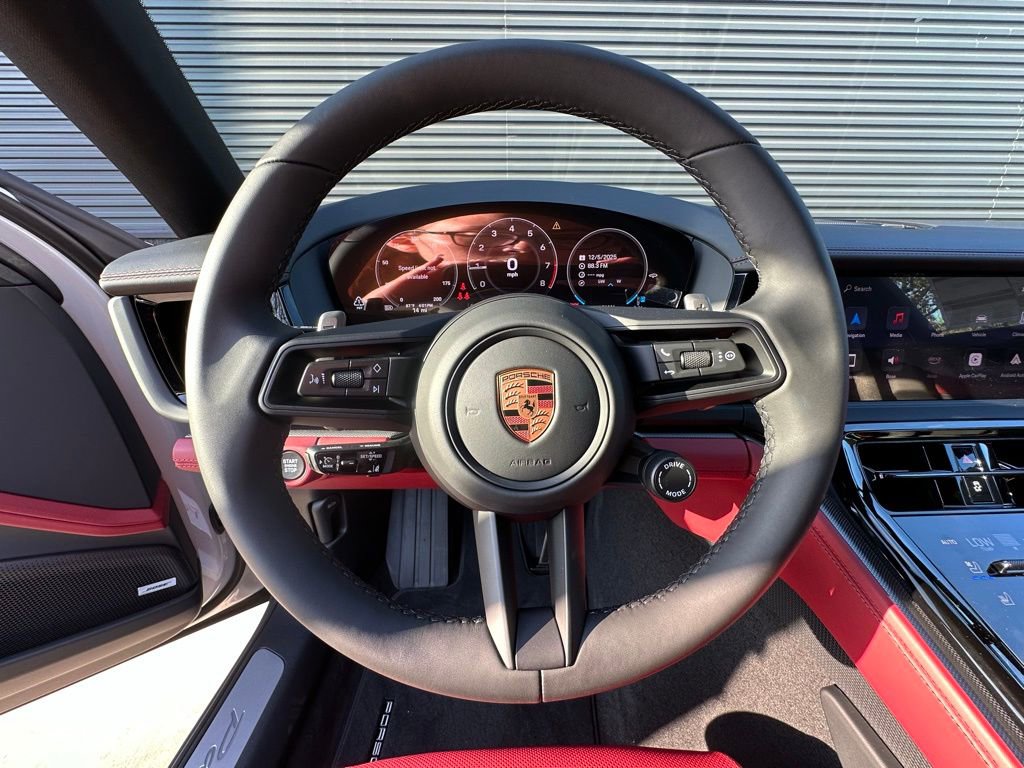 Used 2026 Porsche Panamera image 15