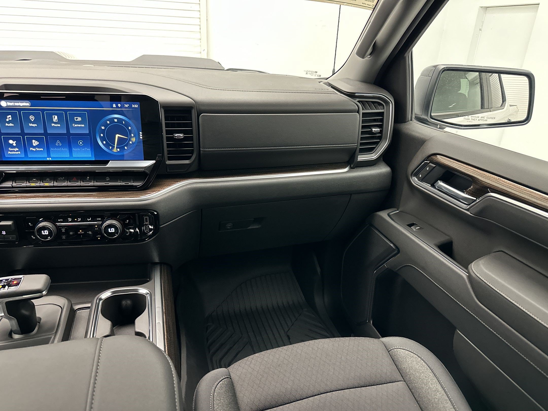 New 2026 Chevrolet Silverado 1500 LT Trail Boss w/ LPO, Dark Essentials Package AWD/4WD image 27