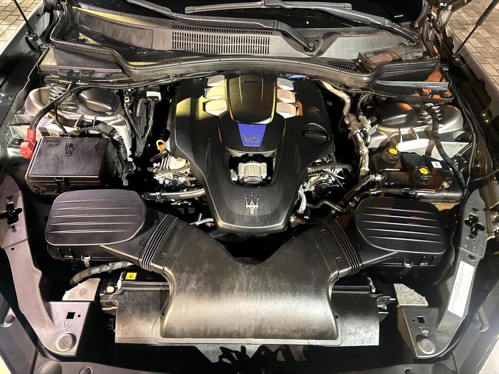 Used 2019 Maserati Ghibli S Q4 image 31
