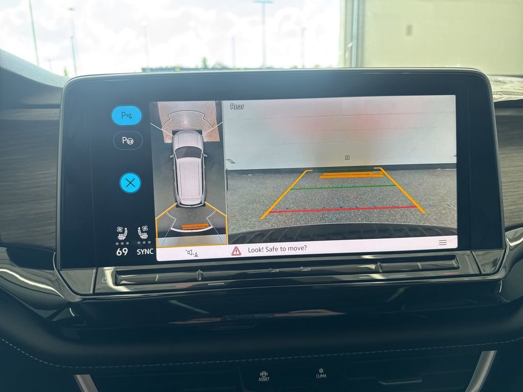 New 2026 Volkswagen Atlas SEL Premium R-Line image 23