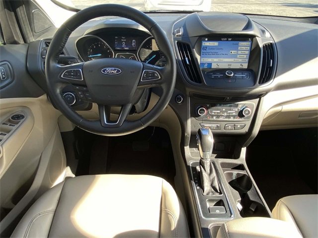 Used 2019 Ford Escape SEL image 9