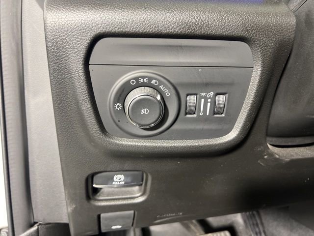 Used 2022 Jeep Grand Cherokee L Overland w/ Luxury Tech Group IV image 20