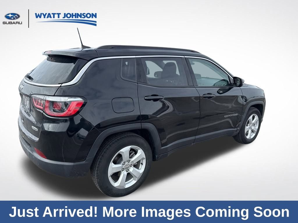 Used 2019 Jeep Compass Latitude w/ Cold Weather Group image 5