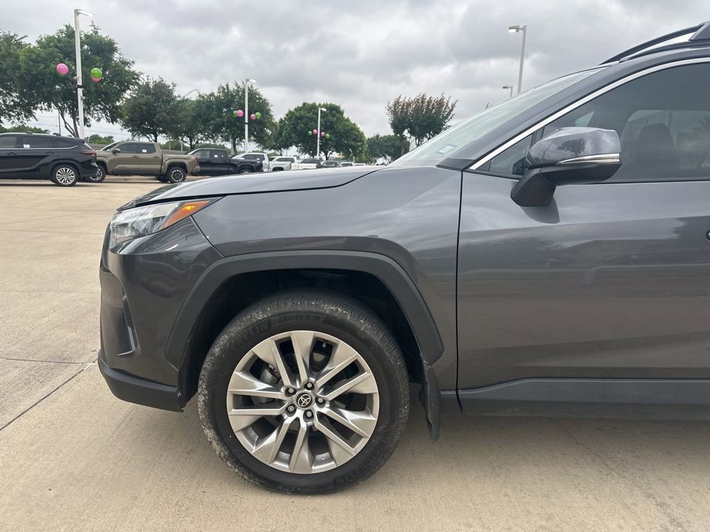 Used 2023 Toyota RAV4 XLE Premium FWD image 2