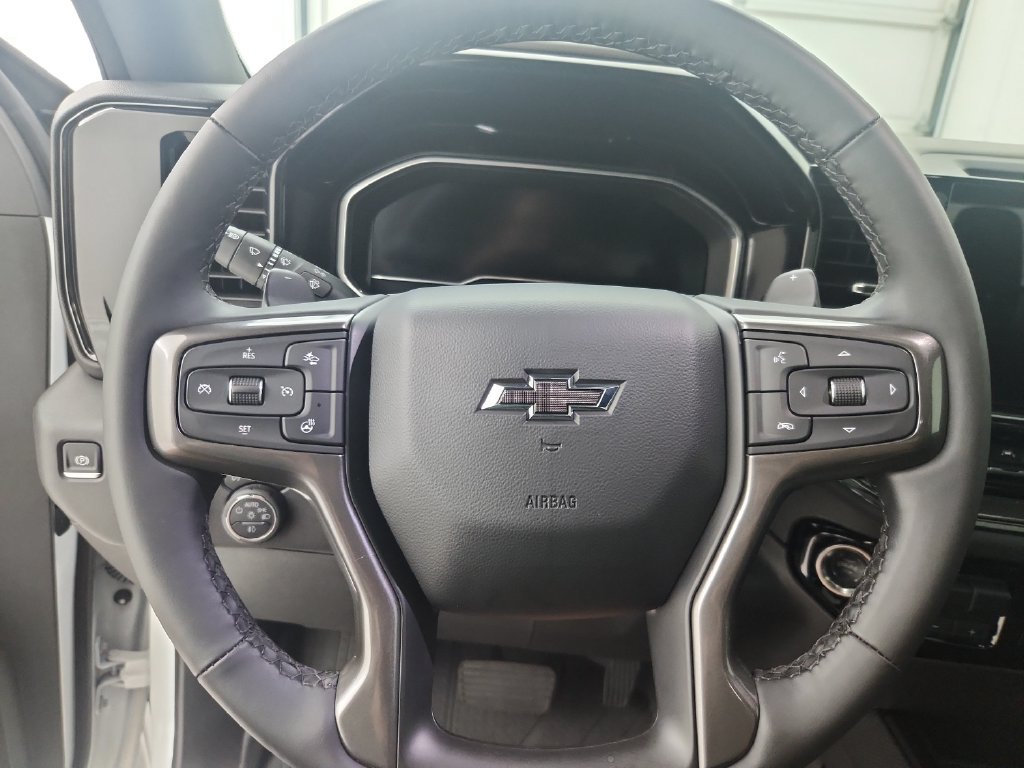 Used 2025 Chevrolet Silverado 1500 ZR2 w/ Technology Package AWD/4WD image 24
