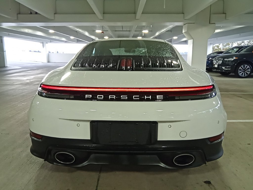 Used 2025 Porsche 911 Carrera RWD image 8