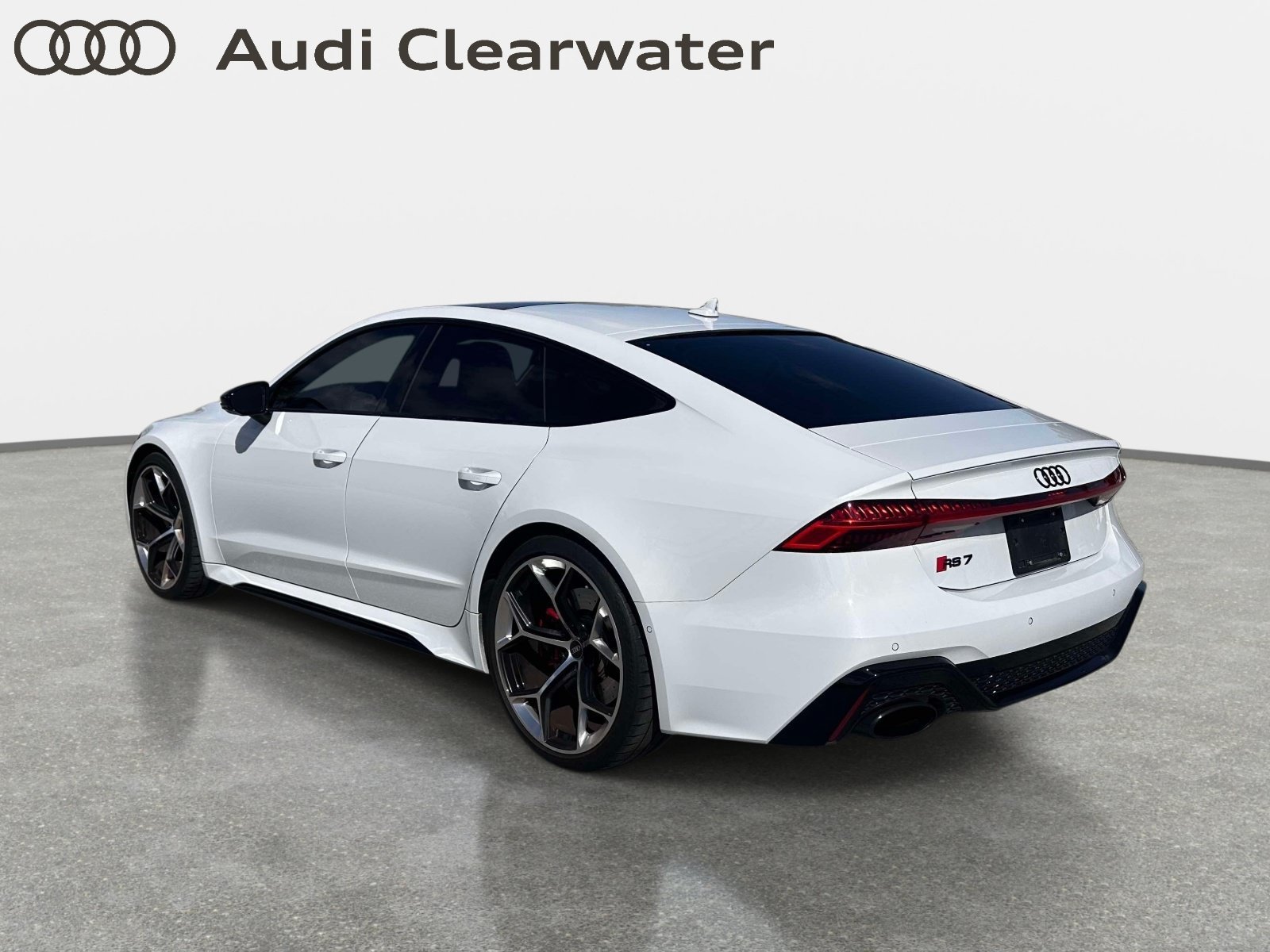 Used 2024 Audi RS 7 Performance AWD/4WD image 2