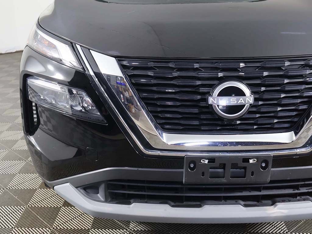 Used 2023 Nissan Rogue S AWD/4WD image 10