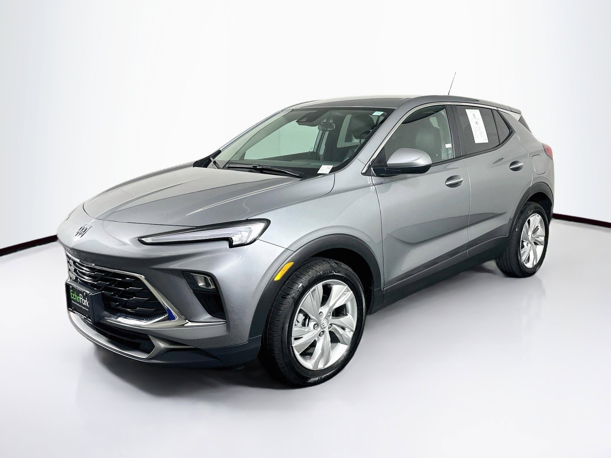Used 2025 Buick Encore GX Preferred FWD image 3