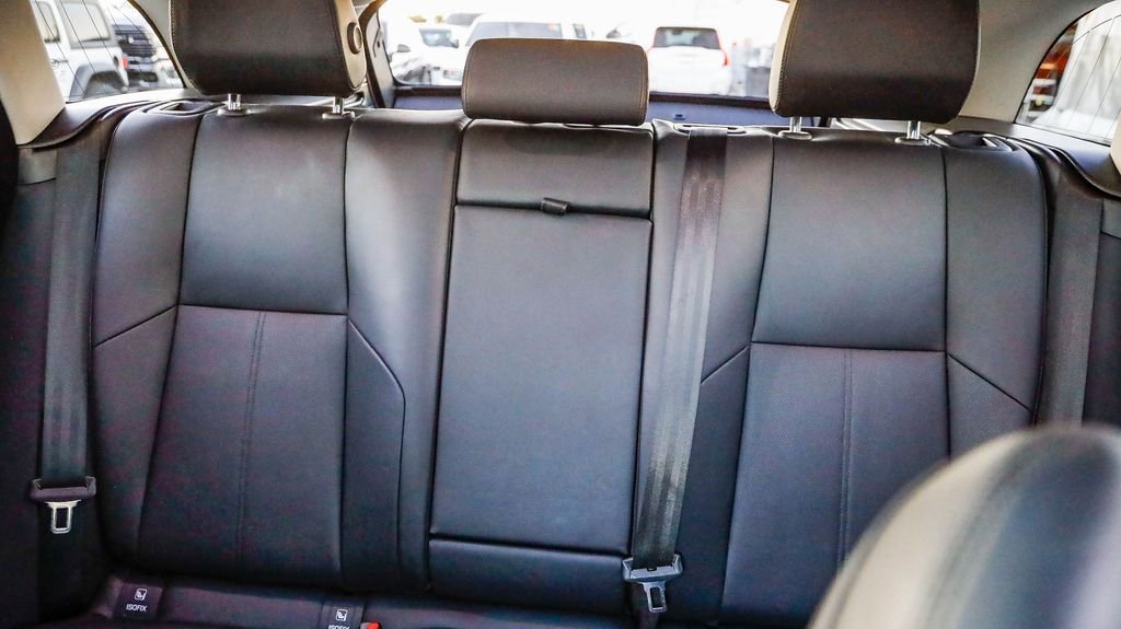 Used 2024 Land Rover Range Rover Velar S image 26