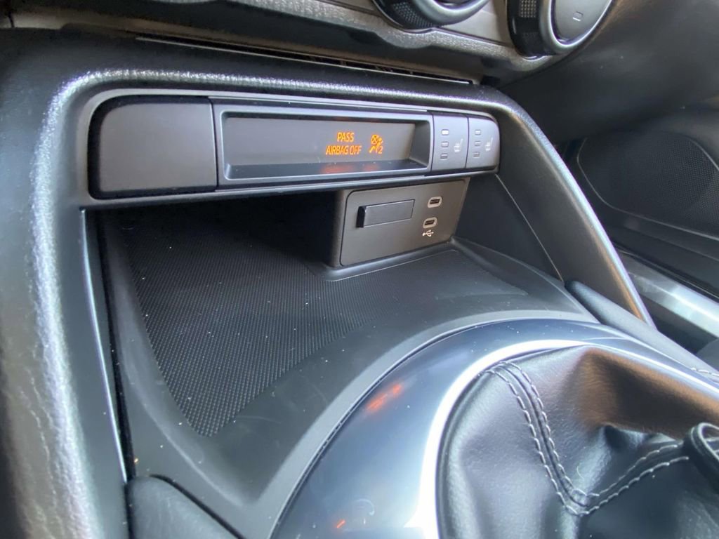 Used 2024 MAZDA MX-5 Miata Club image 19