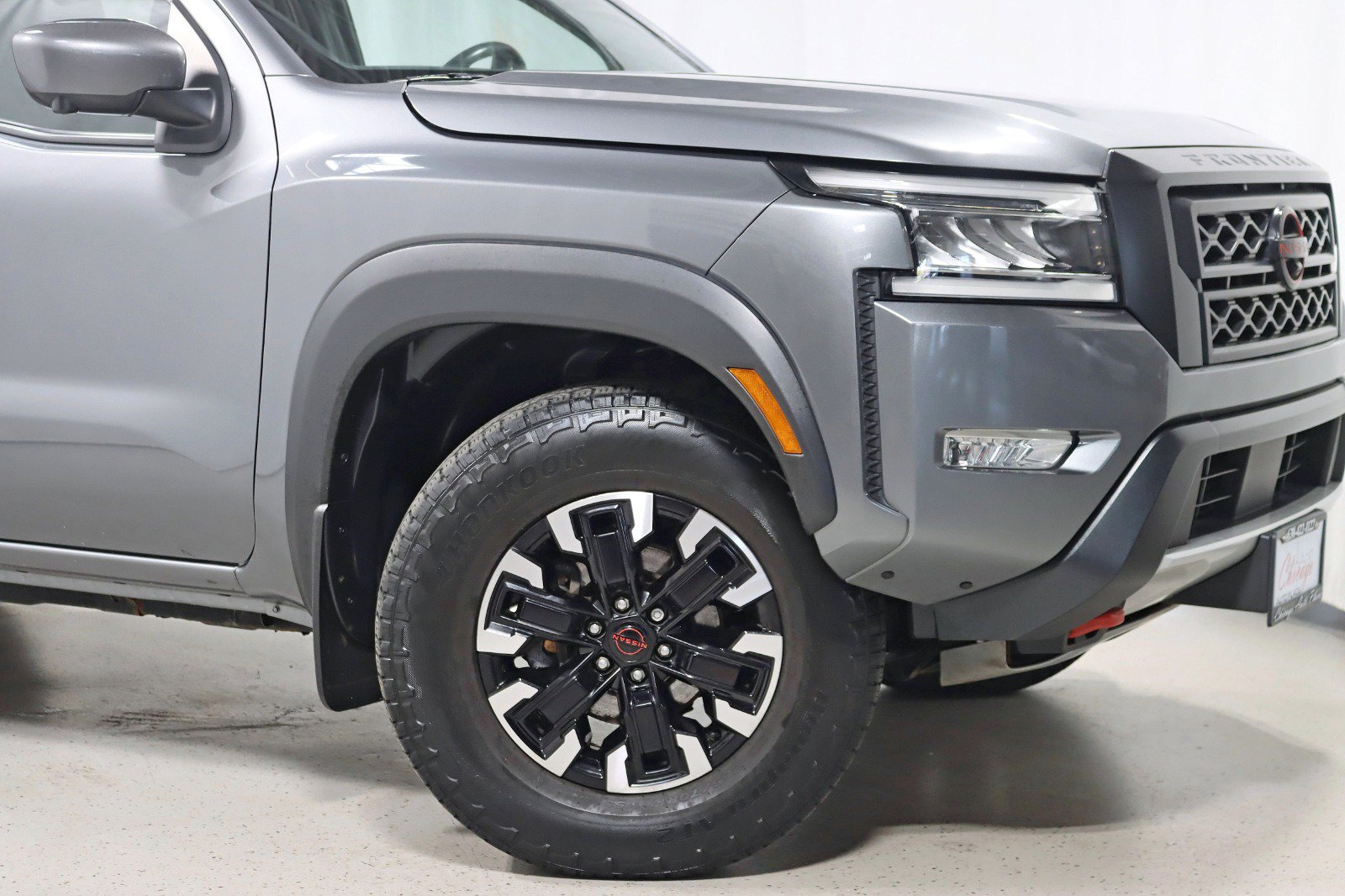 Used 2022 Nissan Frontier PRO-4X AWD/4WD image 5