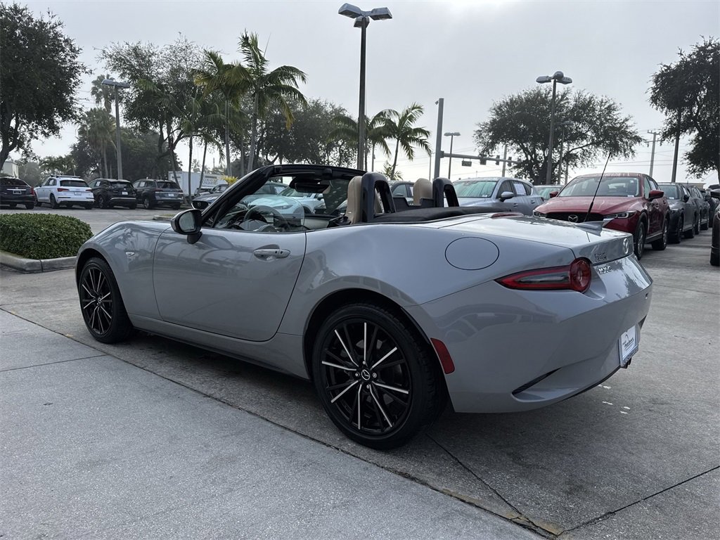 Used 2024 MAZDA MX-5 Miata Grand Touring w/ Weather Package image 27