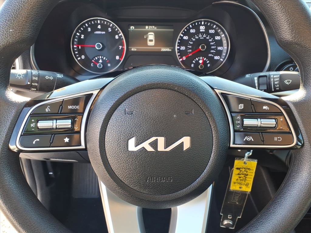 Used 2024 Kia Forte LXS image 11