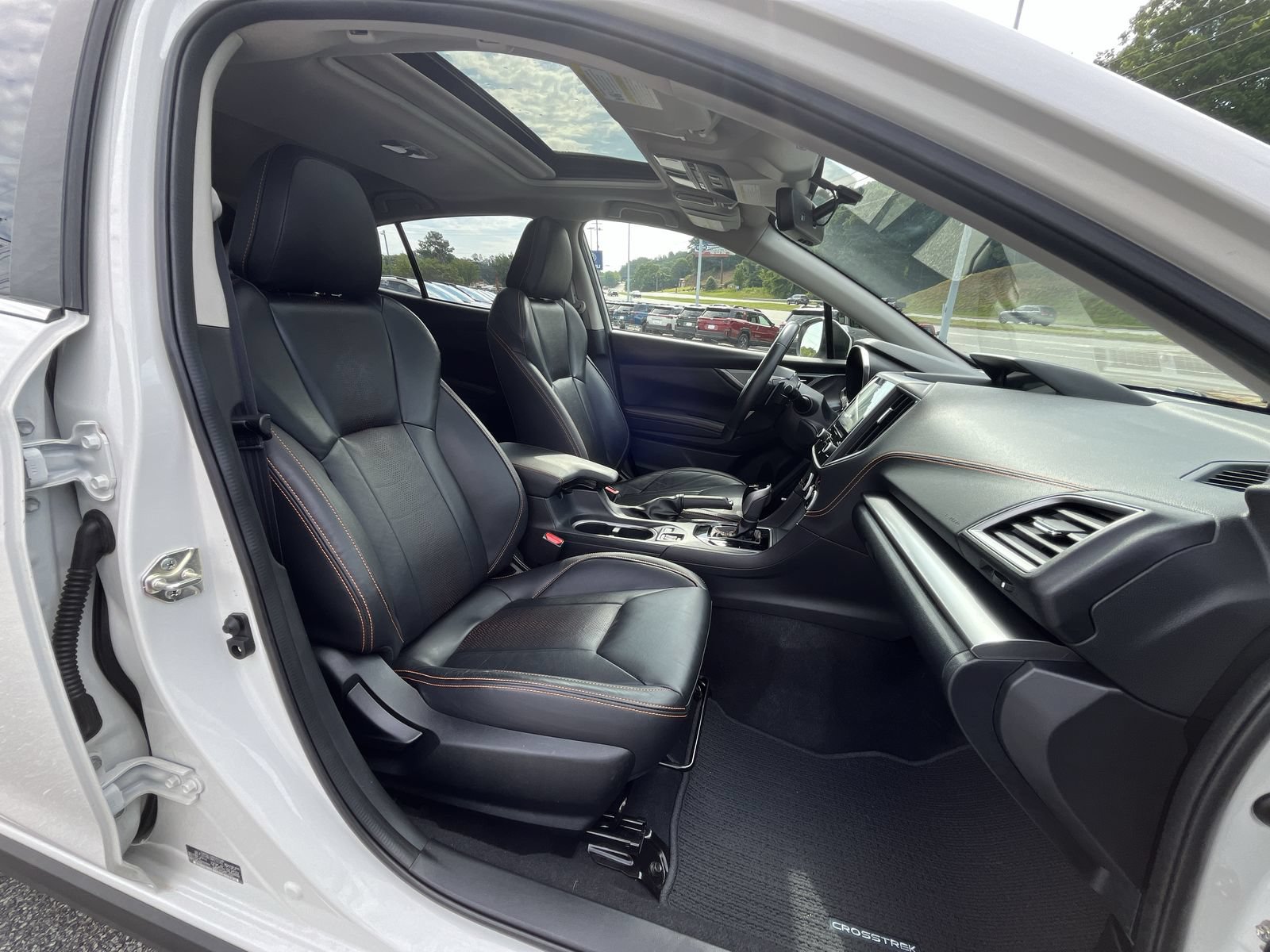 Used 2022 Subaru Crosstrek 2.5i Limited w/ Moonroof Package 2 AWD/4WD image 29
