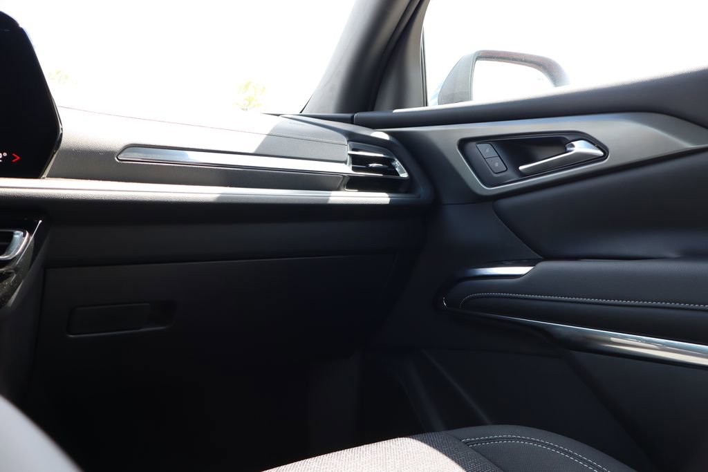 New 2025 Chevrolet Traverse LT w/ Sun and Wheel Package image 43