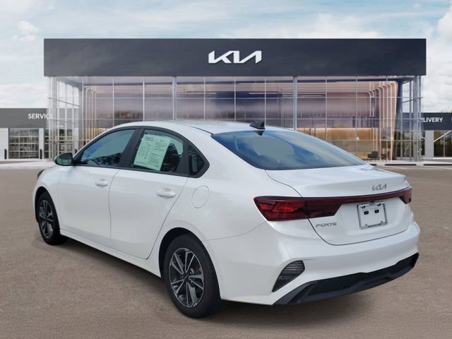 Certified 2024 Kia Forte LXS w/ LXS Technology Package FWD image 4