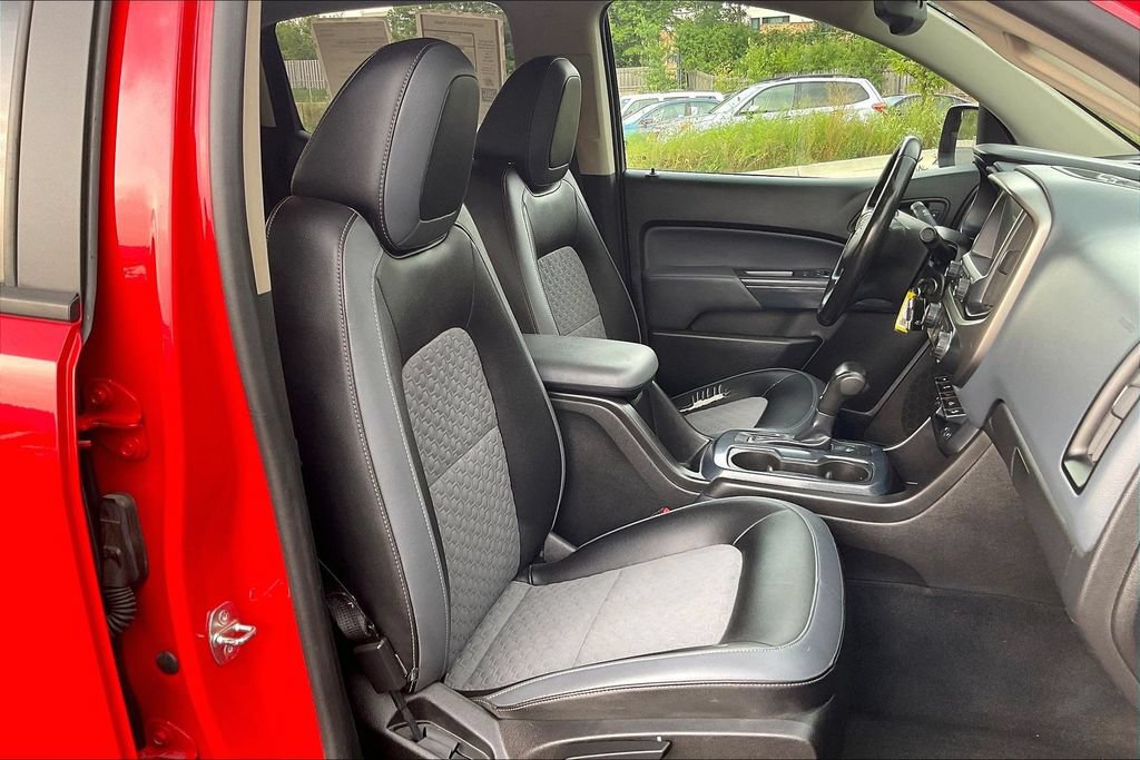 Used 2015 Chevrolet Colorado Z71 AWD/4WD image 7