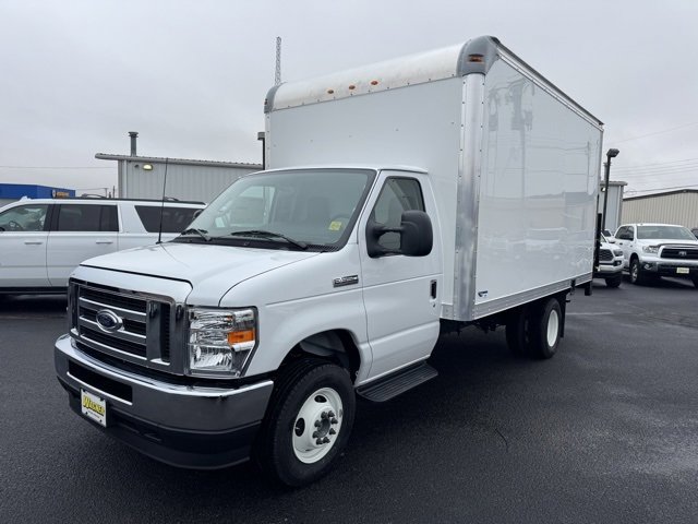 New 2025 Ford E-350 and Econoline 350 Super Duty w/ Power Equipment Group image 6