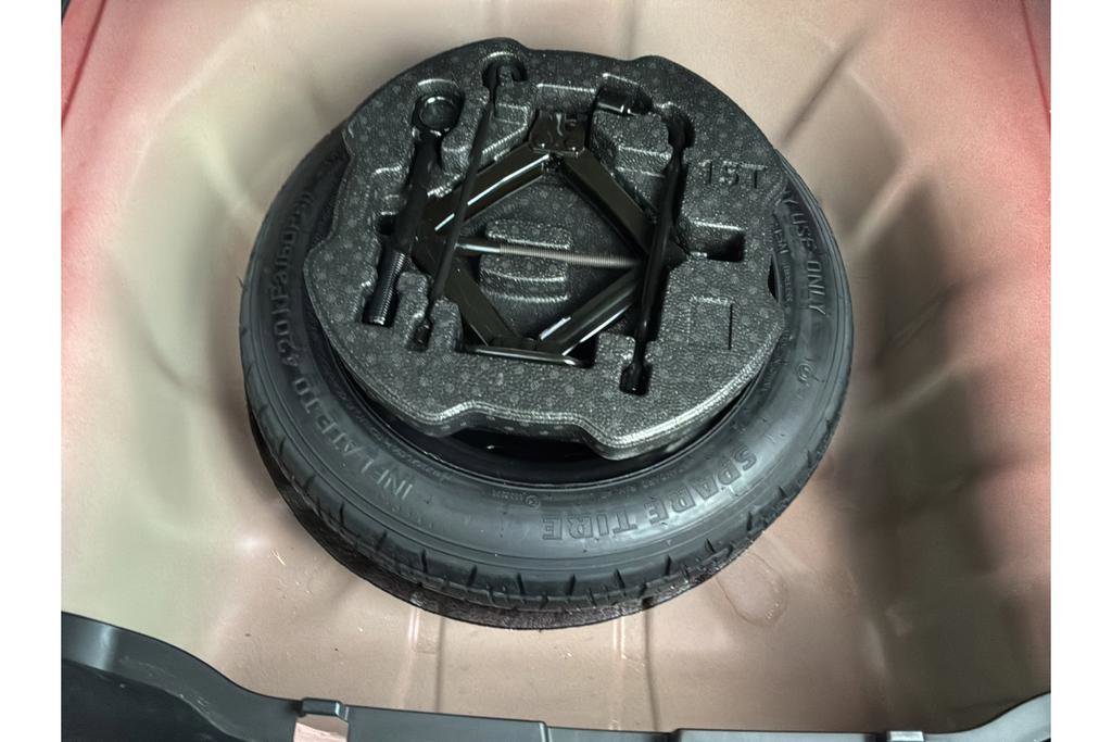 Used 2025 Kia K4 EX image 33