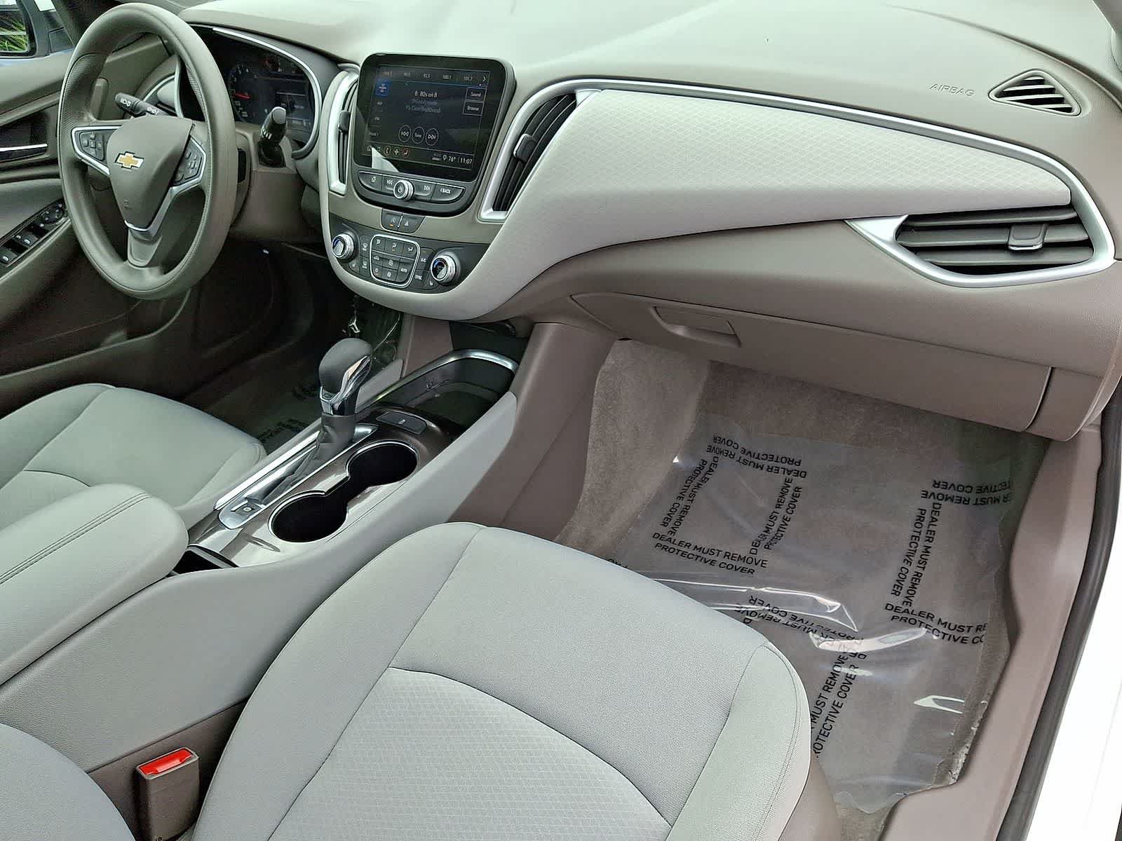Used 2023 Chevrolet Malibu LT FWD image 33