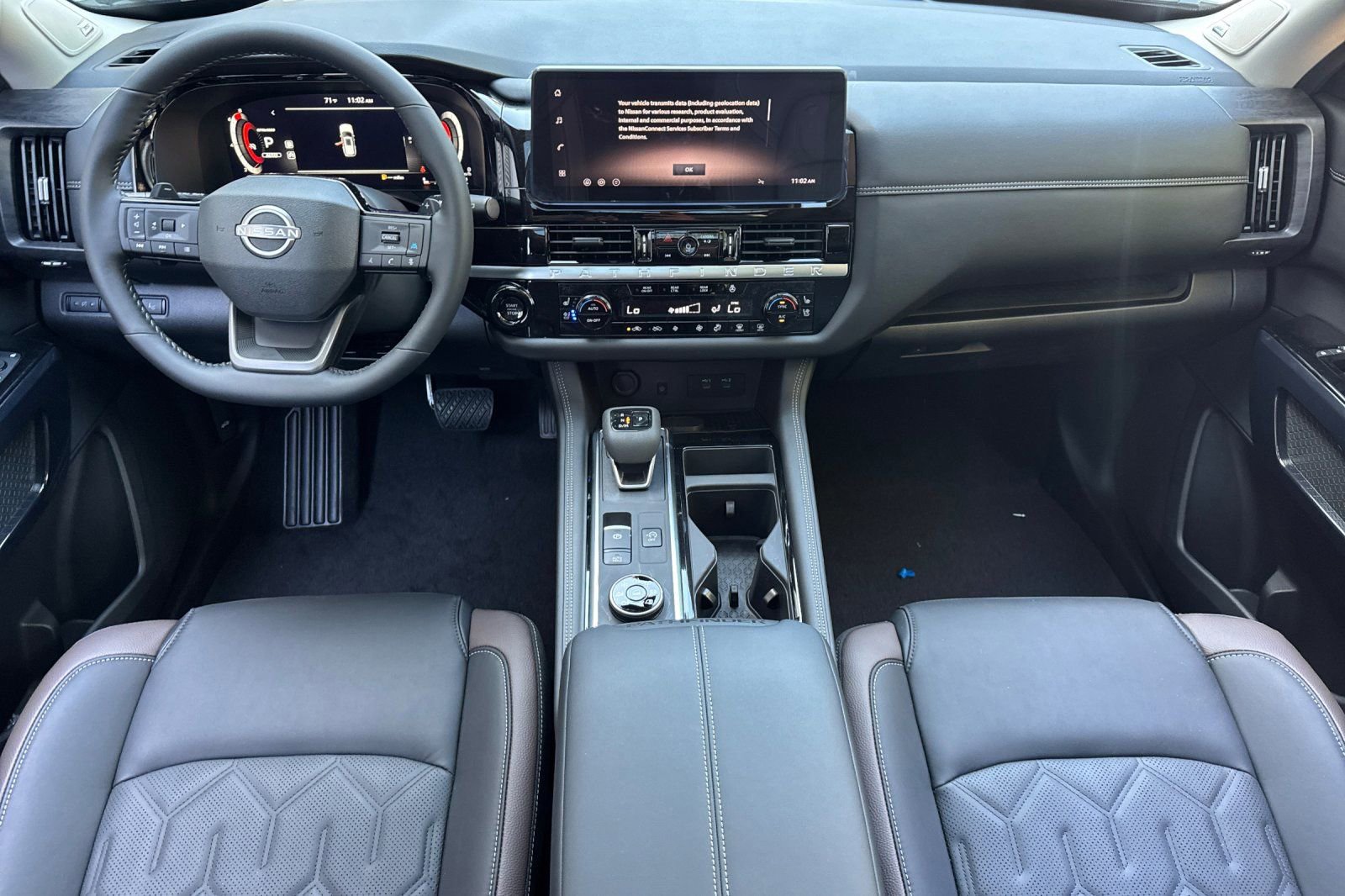 New 2026 Nissan Pathfinder Platinum AWD/4WD image 16