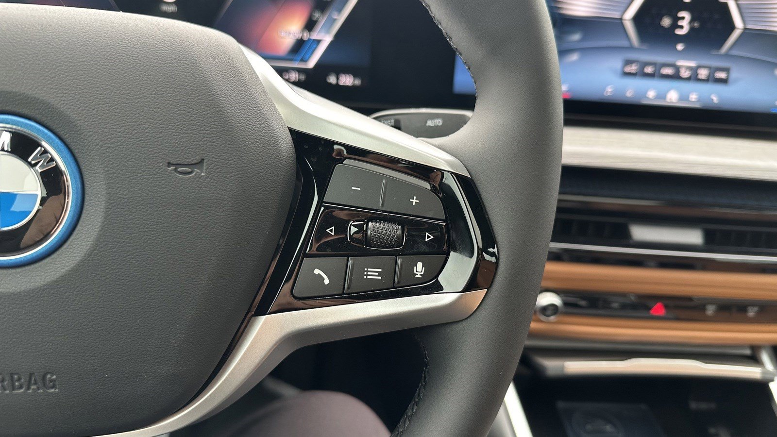 Certified 2025 BMW i4 xDrive40i w/ Premium Package AWD/4WD image 18