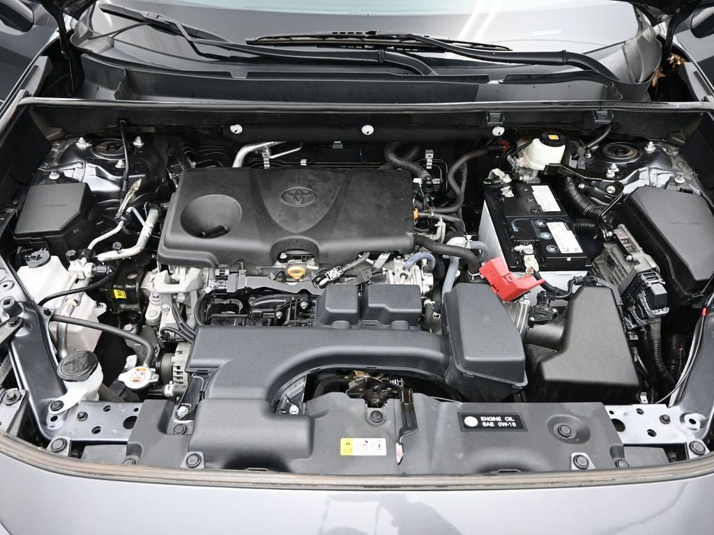 Used 2022 Toyota RAV4 XLE w/ Convenience Package image 15