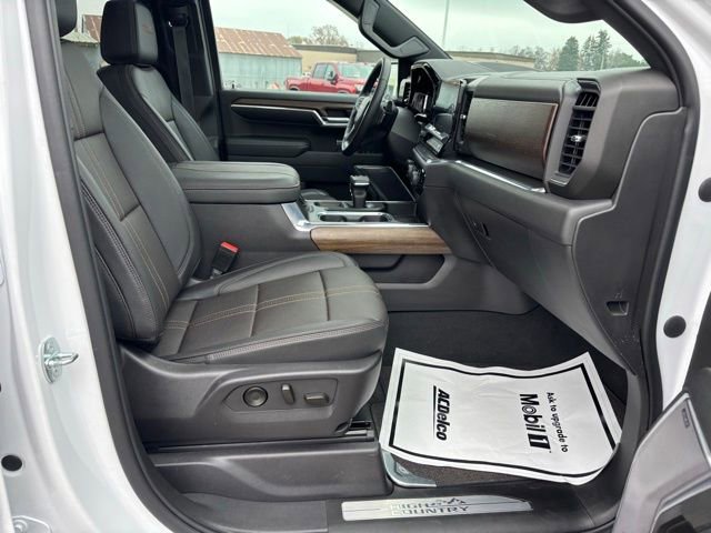 Certified 2023 Chevrolet Silverado 1500 High Country w/ Technology Package image 26