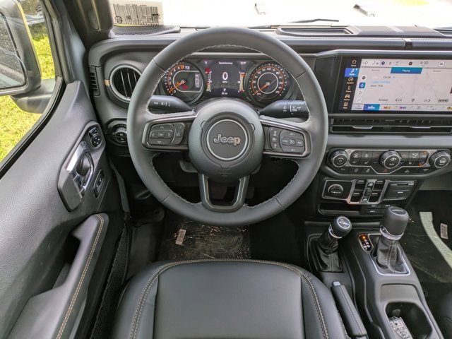 New 2025 Jeep Gladiator Sport image 14